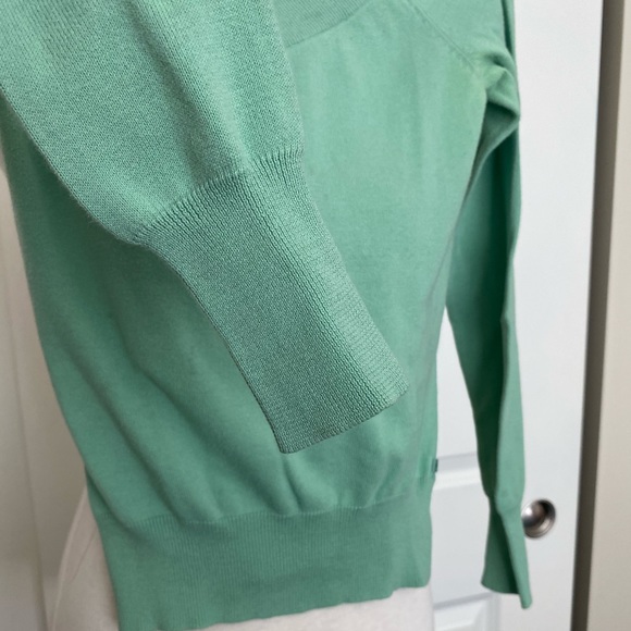 AE V-neck Sweater - Picture 3 of 6